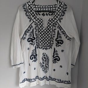 3/4 Sleeve Blouse with Navy Detail